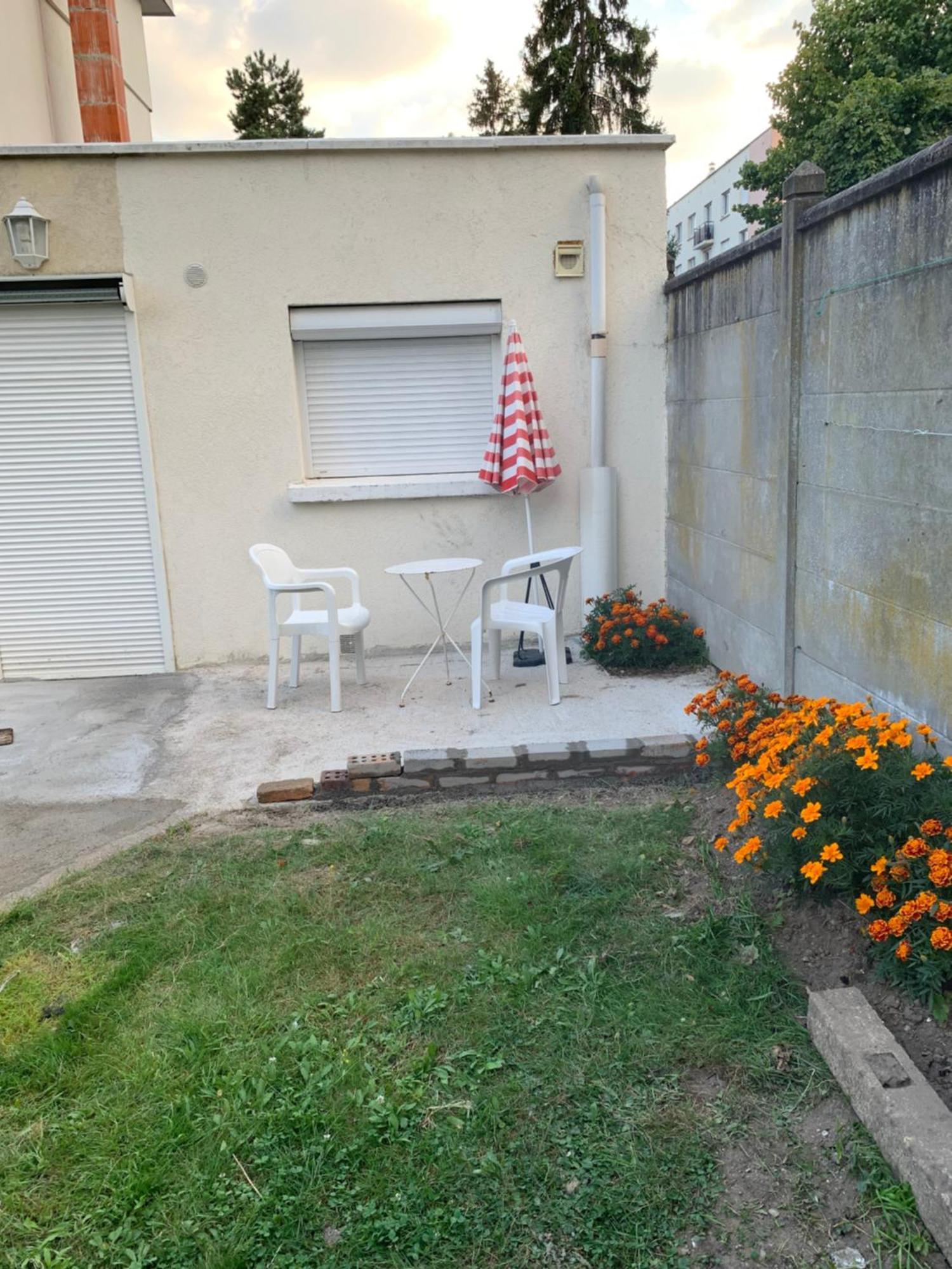 Studio Fond De Jardin Палезо Екстер'єр фото